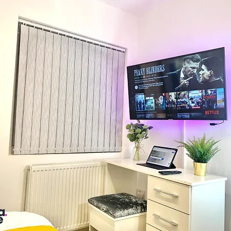 Kunda House Selly Oak Guest house Birmingham