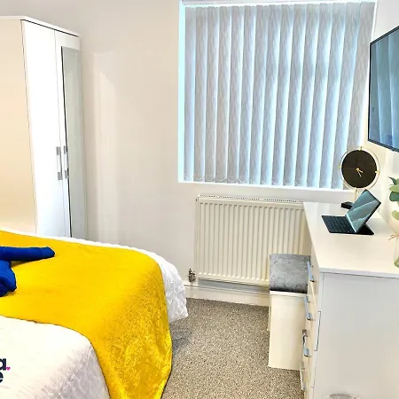 Kunda House Selly Oak *
